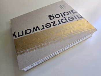 Nieprzerwany dialog_monografia_1.jpg